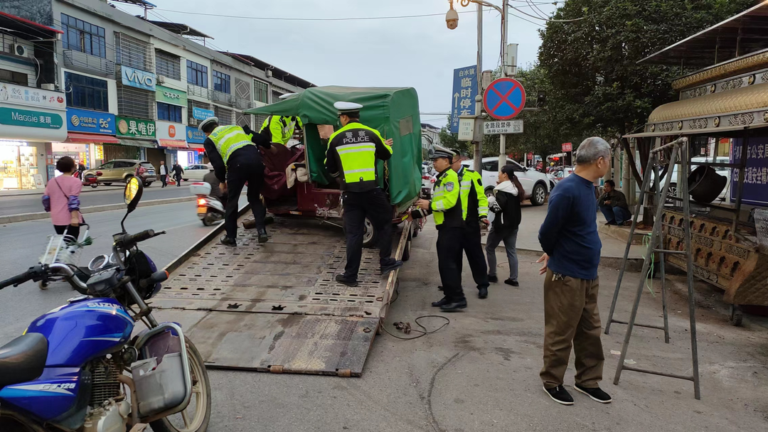 祁阳市白水镇 咬定“交通顽瘴痼疾整治”不放松