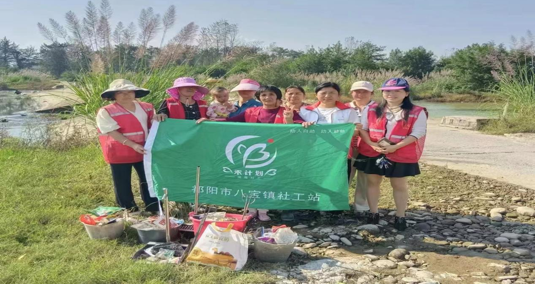 八宝镇：干群齐心协力 守护一江碧水