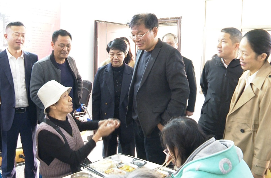 ​蒋建华来祁调研养老服务工作