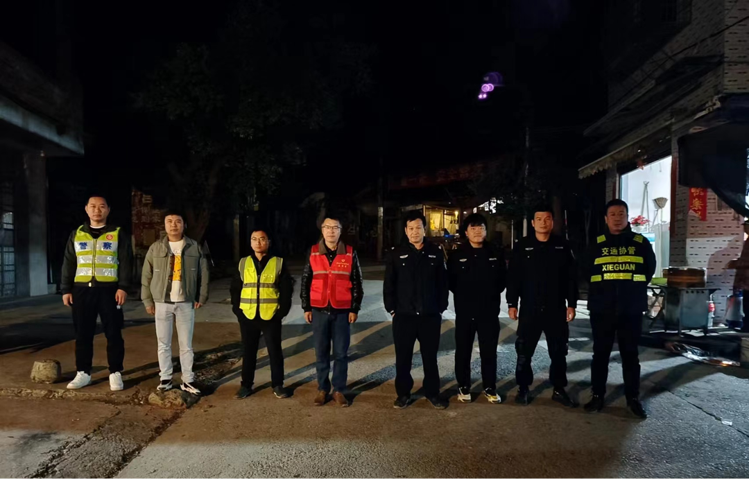 七里桥镇：扎实开展市场秩序集中整治活动