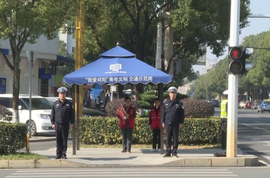 （文明祁阳）创文不停歇 祁阳交警保畅安