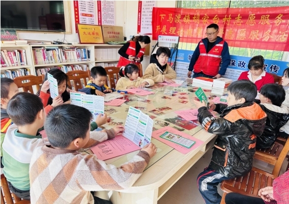 下马渡镇：“利剑护蕾”、禁毒宣传走进儿童之家