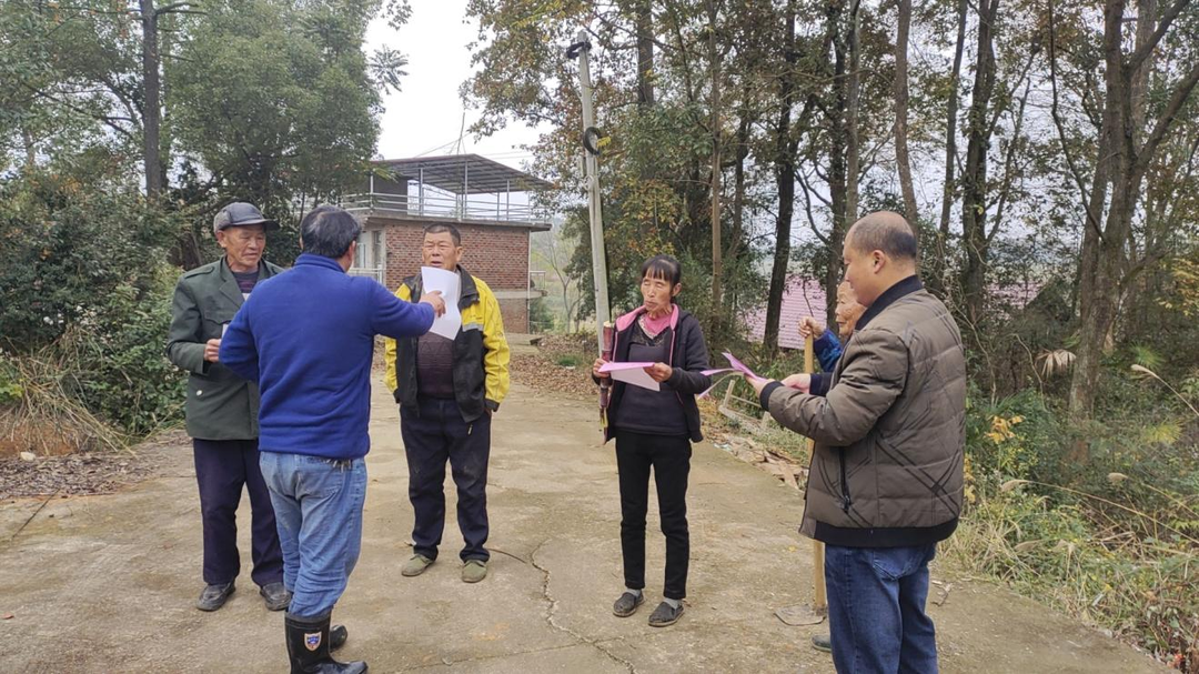 大忠桥镇：“敲门行动”显关怀 为民服务暖民心