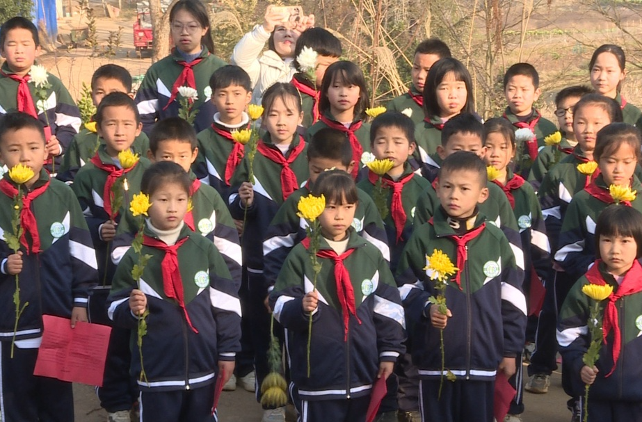 大村甸镇开展“红色教育迎元旦”爱国主义教育活动