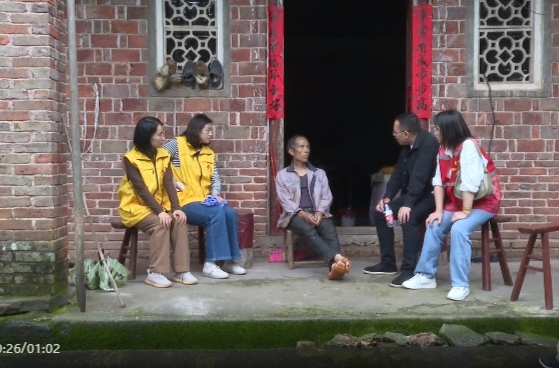 北京慈福公益基金会来祁爱心助学