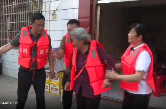浯溪街道：以练备战 筑牢防汛安全防线