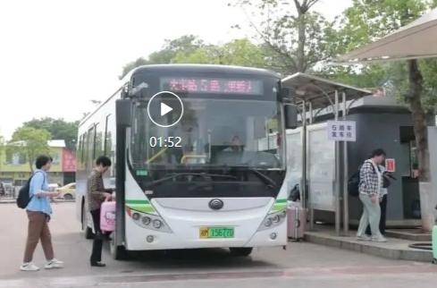 祁阳：105台公交车“体检”上路  全力保障市民假日出行