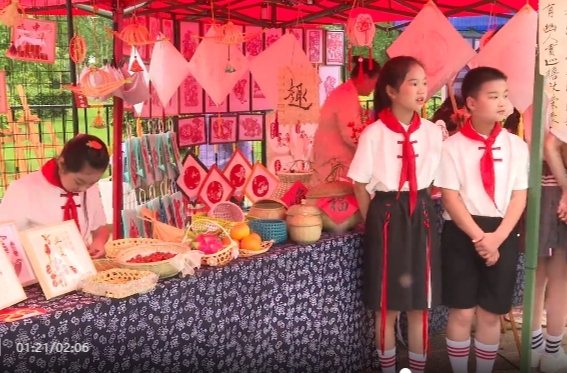 祁阳市举办中小学“爱·悦·读”  二十四节气“立夏”读书会暨劳动教育成果展