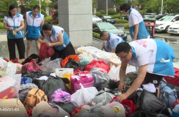 响应市关工委倡议——祁阳市卫健局举行现场捐赠 助力困难学生及家庭