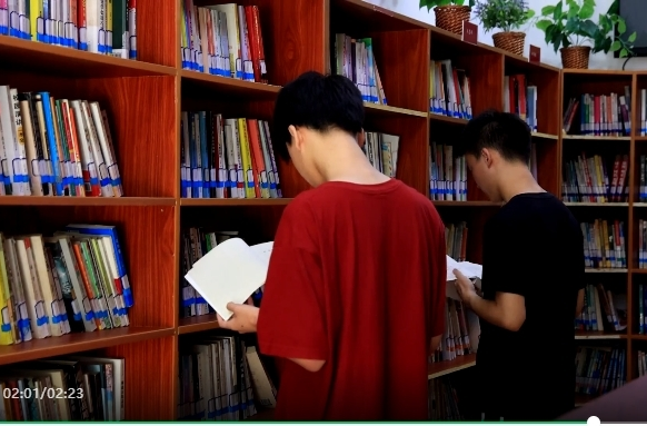 祁阳：社区书屋  享受“书式”假期