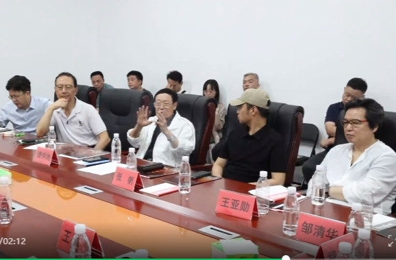大型现代祁剧《一担银元》座谈会在永州举行