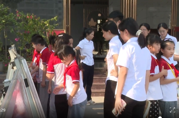 永州市“少年急救官”公益活动走进祁阳向阳学校