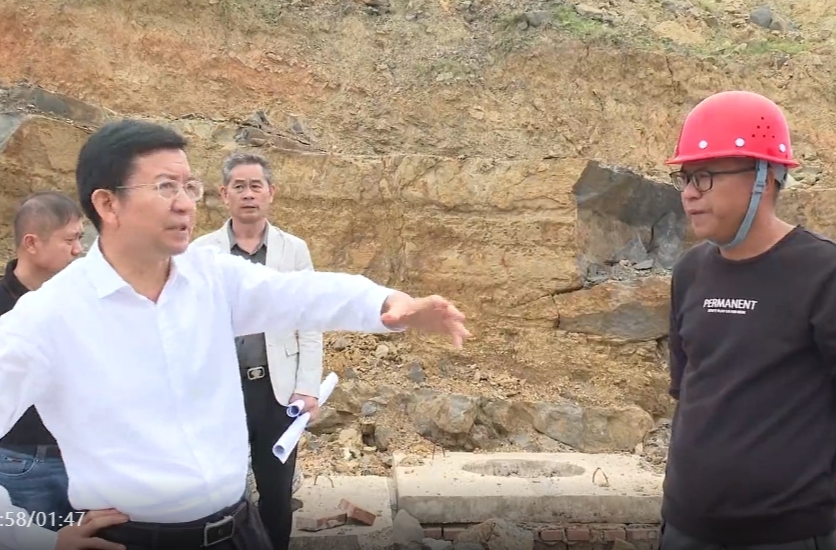 蒋良铁调研高铁新城片区安置工作