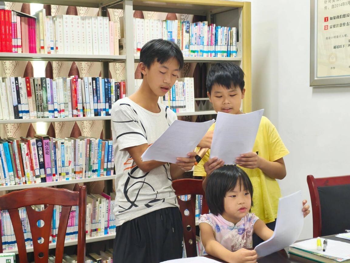 黎家坪鎮(zhèn)開展“書香伴童行”閱讀活動(dòng) 激活農(nóng)家書屋發(fā)展密碼