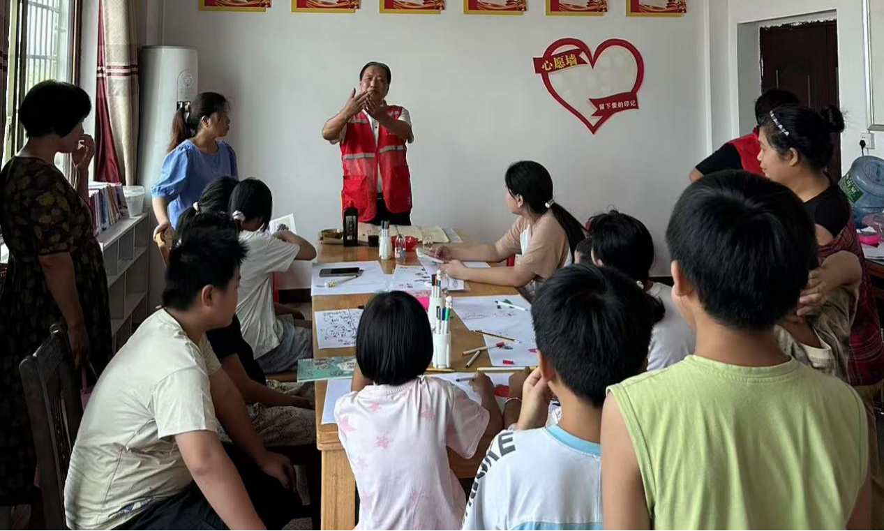 祁陽(yáng)觀音灘鎮(zhèn)：筆墨剪紙潤(rùn)童心，文化惠民暖鄉(xiāng)村