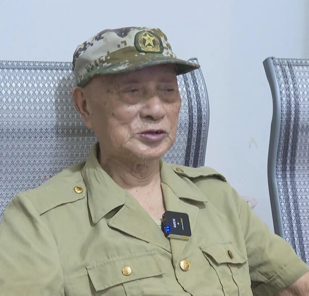 （纪念中国人民抗日战争暨世界反法西斯战争胜利80周年） 岁月留声·致敬英雄——老兵观看阅兵盛典