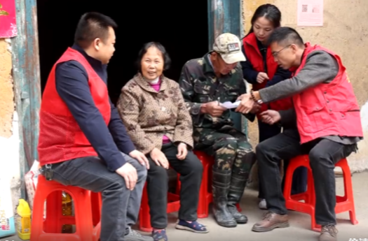 祁阳市义工联开展重阳节爱心慰问活动