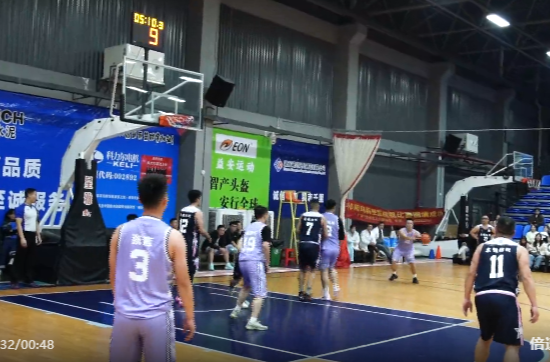 祁阳高新区2025年职工篮球赛战况激烈