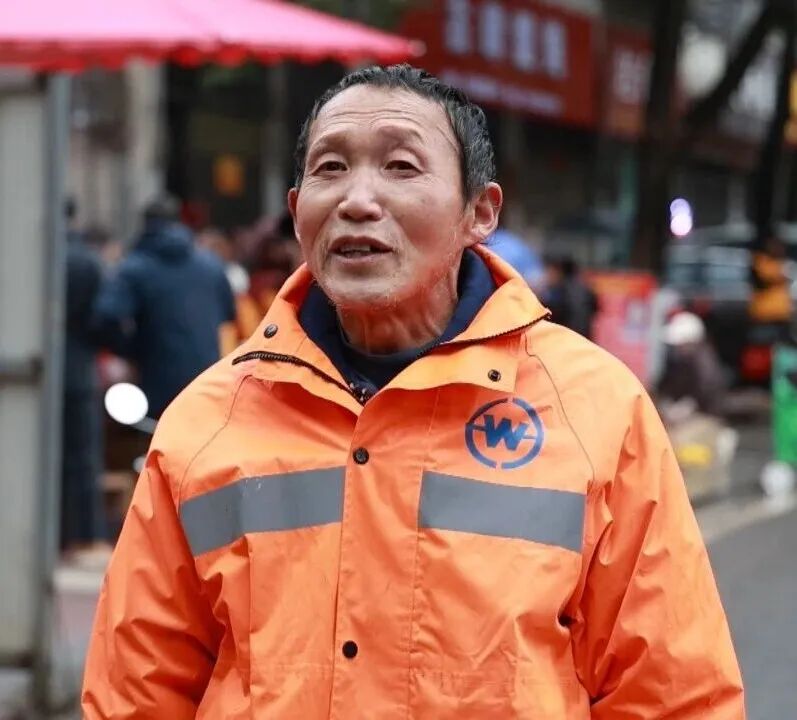 祁阳：腊八感恩丰收 施粥传温情