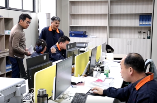 新春走基层｜从“赶订单”到“挑订单”：年关里的智造升级