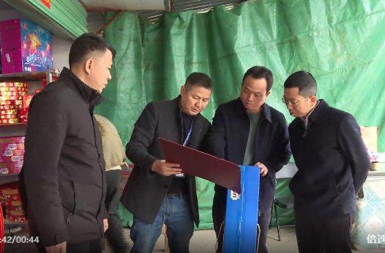 柏雄文督导检查节前安全生产工作