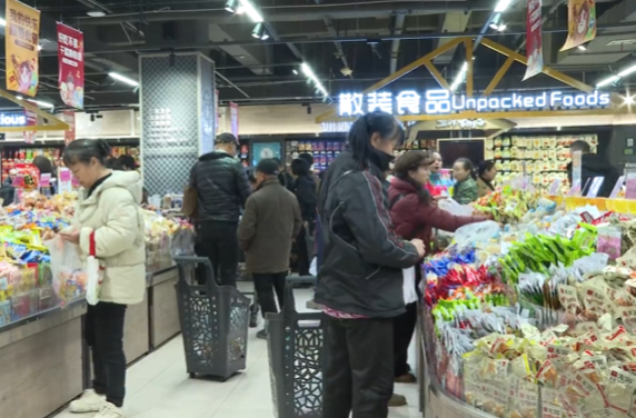 新春走基层：年货满满当当 民心稳稳当当