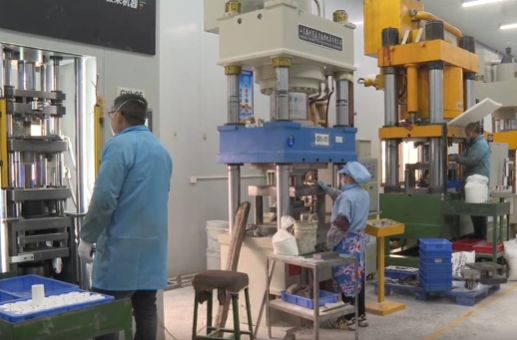 新春走基层︱永州明睿陶瓷科技有限公司抢抓开局 奋战新春“开门红”