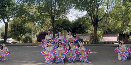 祁阳市中小学“爱·悦·读”二十四节气“春分”读书实践活动成功举办