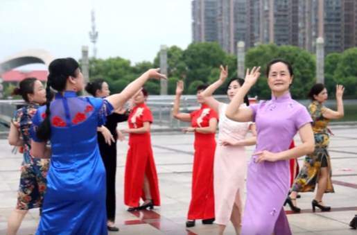一袭旗袍承雅韵 研学同行绽芳华——祁阳老年大学模特班旗袍主题研学活动举行
