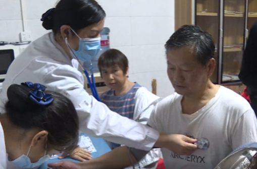 祁阳：600多名环卫园林工人喜收“健康礼”