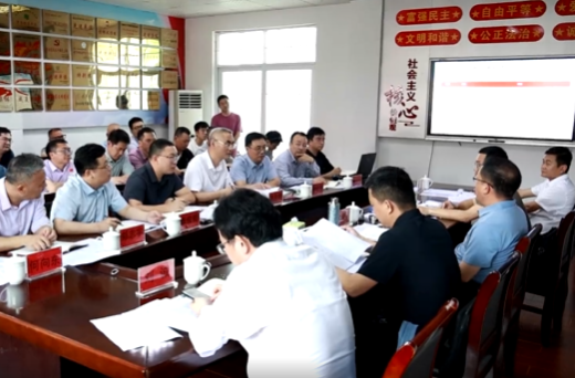 蒋崇华在祁阳一中调研