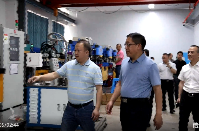 蒋崇华调研园区产业项目建设工作
