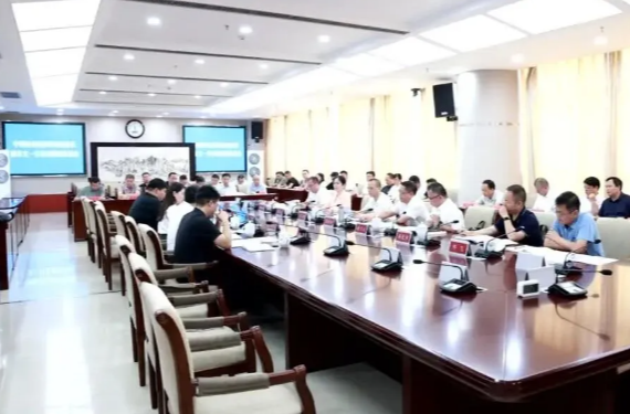 中国城市经济研究院执行院长彭作文一行来祁调研恳谈