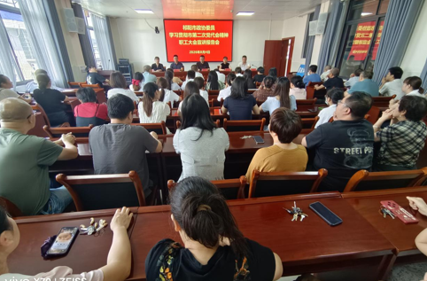 祁阳市政协医卫社保界别联组走进黎家坪镇中心卫生院宣讲党代会精神