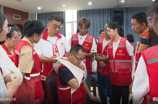 智汇潇湘•追梦祁阳 | 汇聚志愿力量 青春赋能网格 祁阳开展暑期大学生红十字救护员专项培训