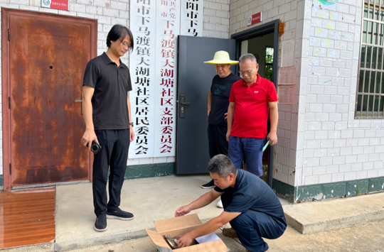 祁阳下马渡镇：巡林护绿履职尽责 暖心 救助野生鹭鸶