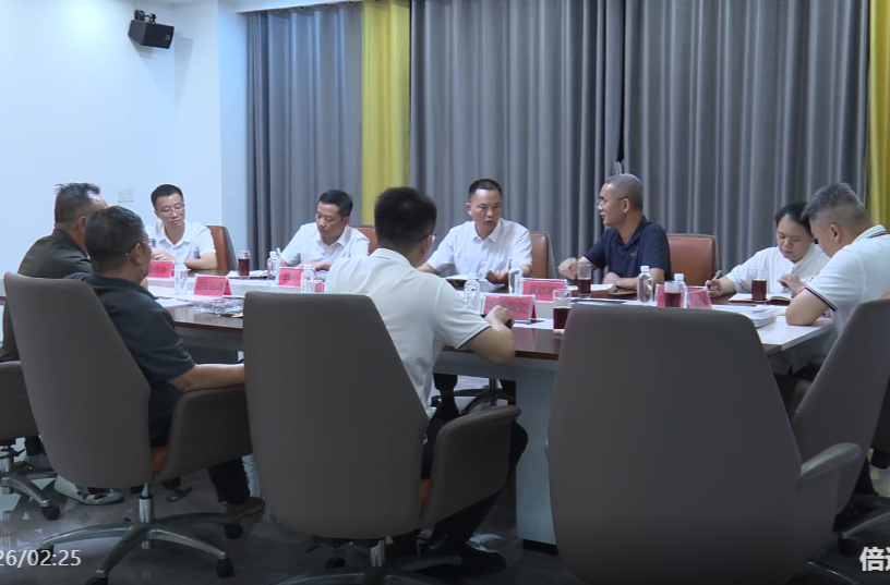 向子顺夜访企业解难题 现场办公促发展