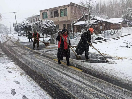 进宝塘镇：多措并举防范低温雨雪冰冻天气