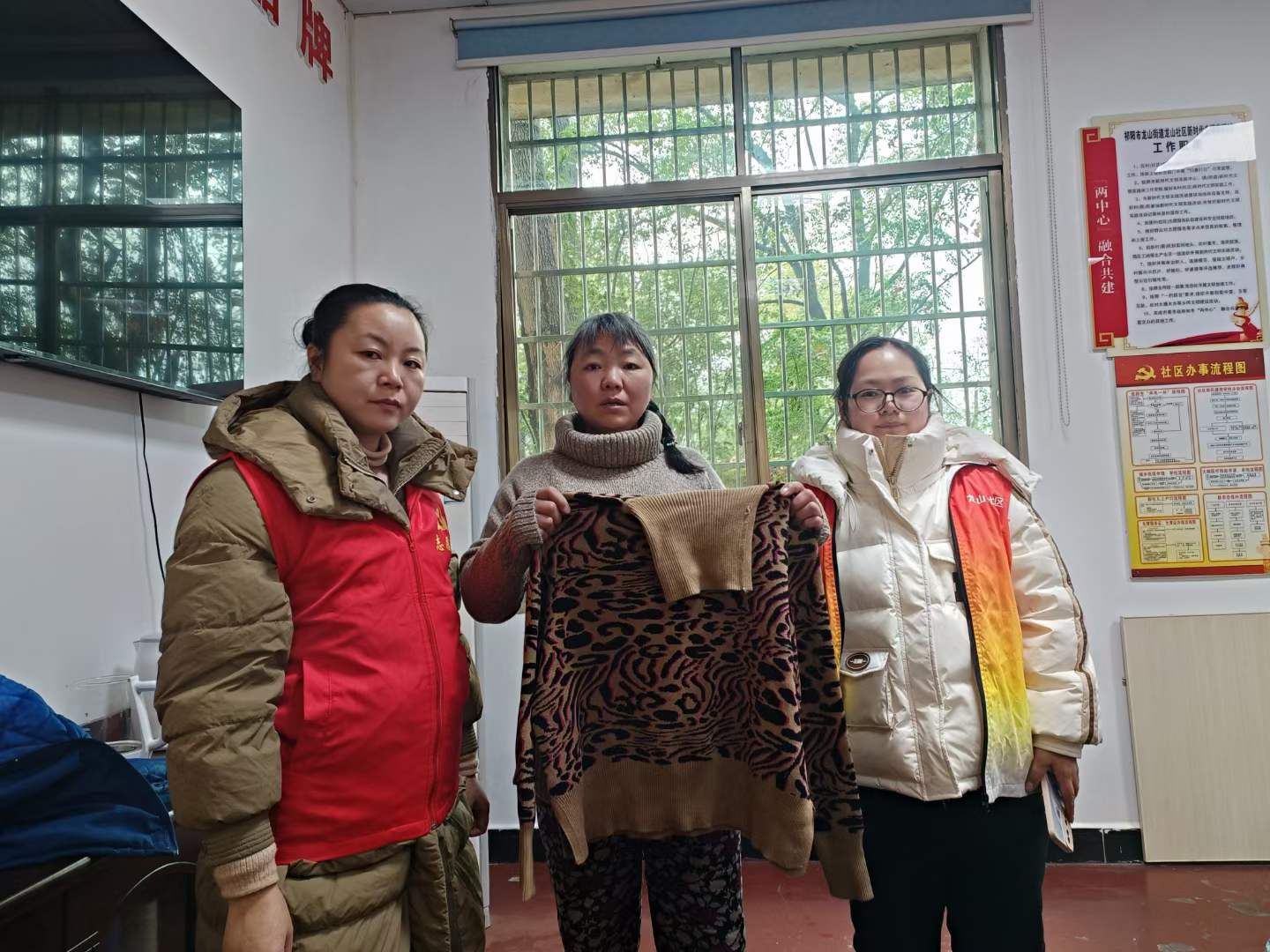 （文明新风在祁阳）祁阳市龙山街道龙山社区：爱心企业送温暖，携手共度幸福年