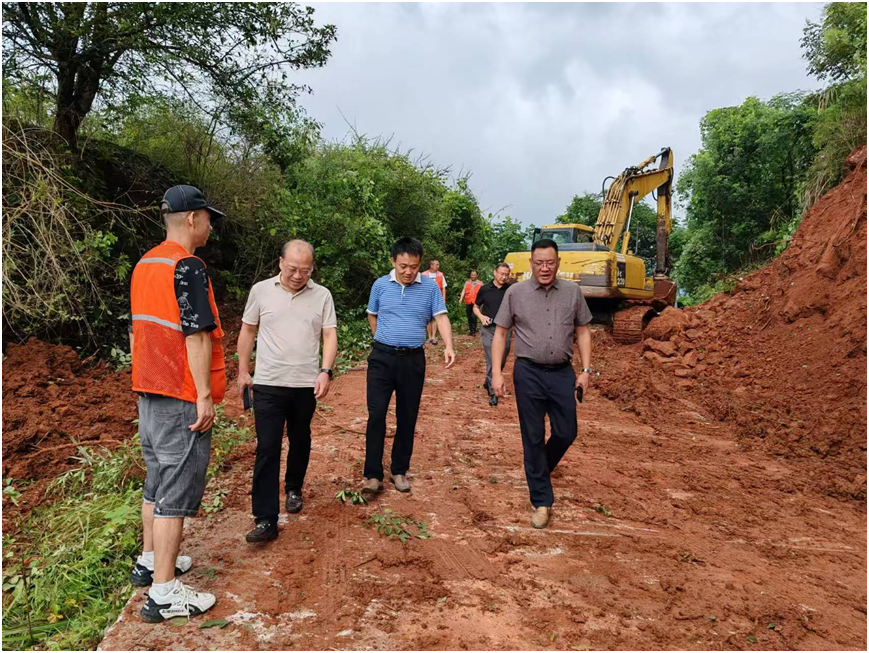 永州市交通运输局、永州市公路建设养护中心领导联合来祁督查防汛抢险工作