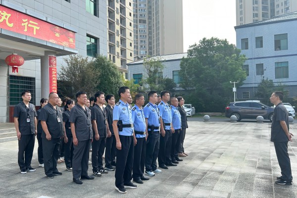 【执行局长在执行 代表委员看执行】祁阳市法院：重拳出击  强制搬迁