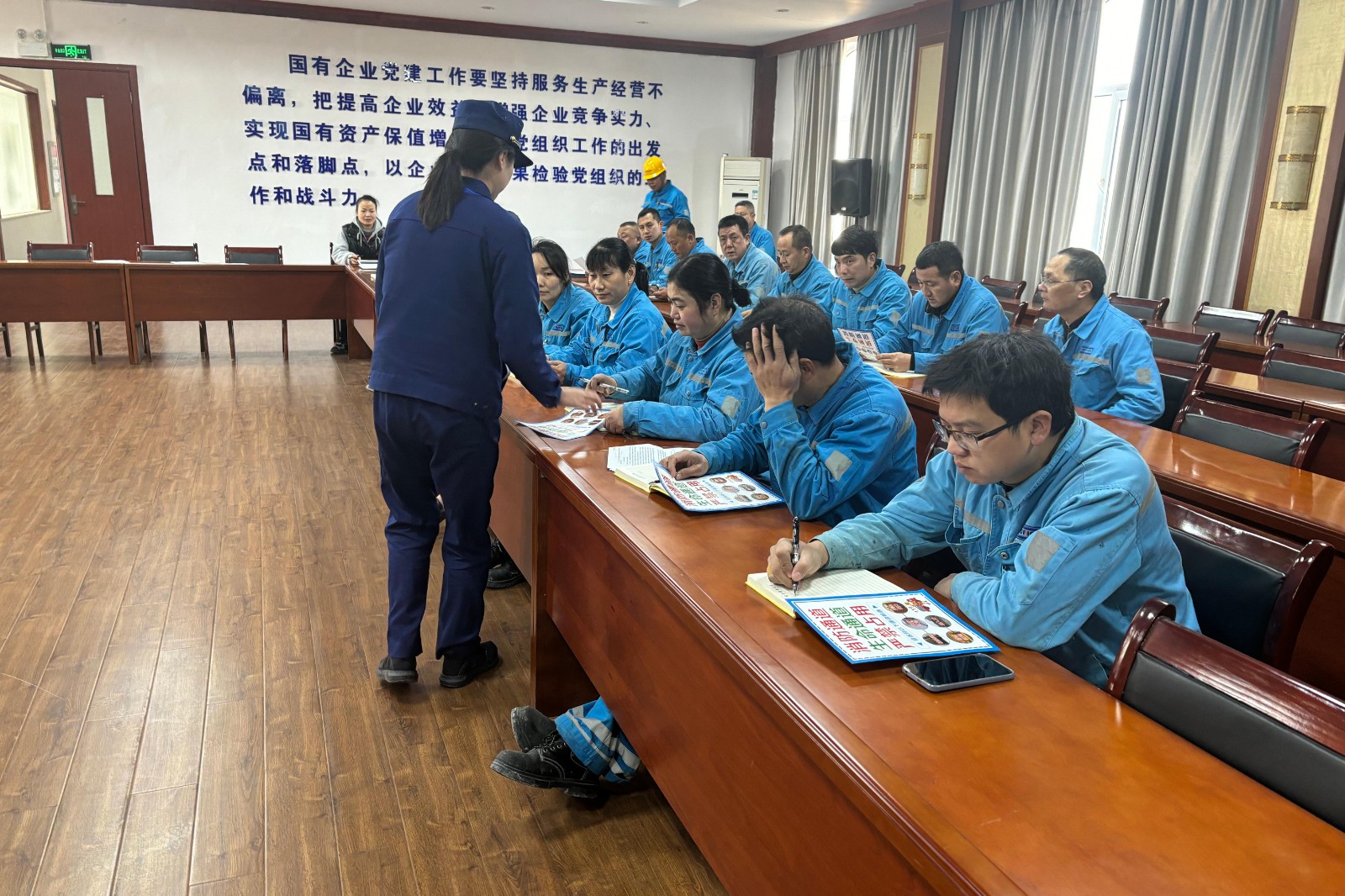 祁阳消防宣传进矿区，筑牢冬春安全防线