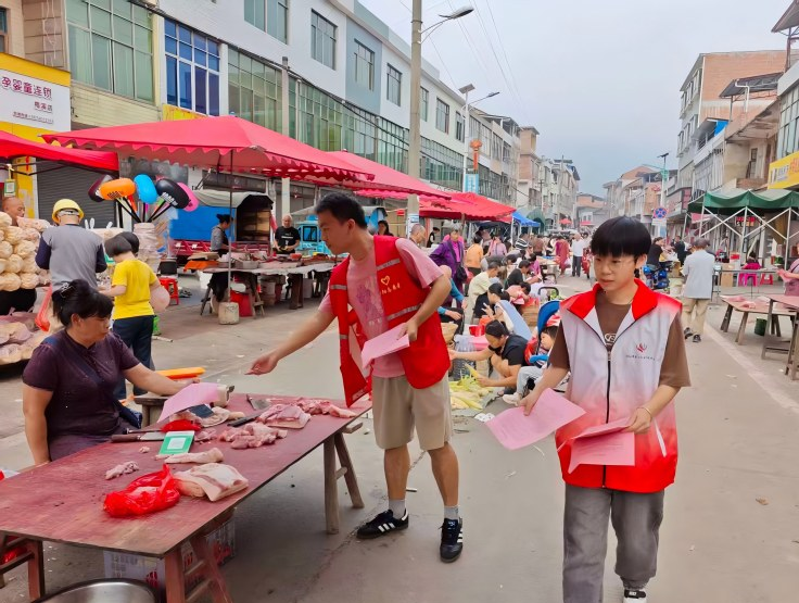 梅溪镇：多举措开展食品安全宣传 筑牢群众健康防线