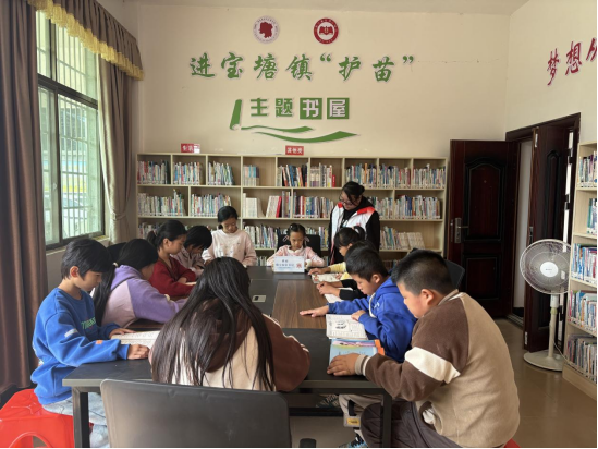 祁阳市进宝塘镇：开展“书香伴成长，悦读越快乐”主题活动