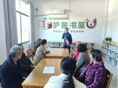 观音滩镇：书屋静好护桑榆，童声清朗诵书香