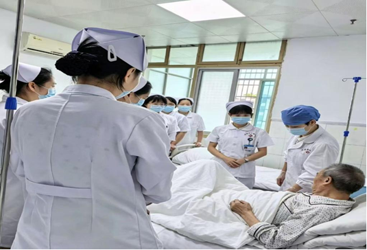人才下沉强技能 同质护理惠民生 ——祁阳市紧密型医共体中医医院护理部赴长虹分院推进医共体同质化护理指导