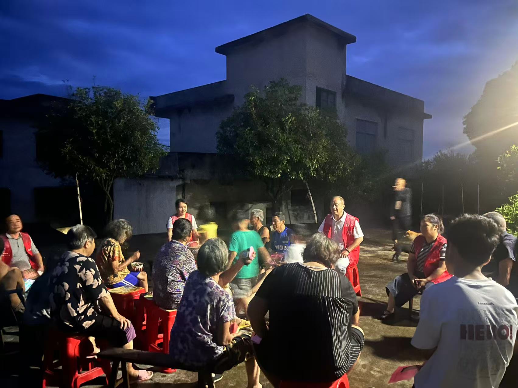 观音滩镇：长凳围坐话乡风 移风易俗润民心