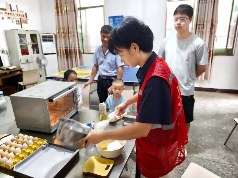 祁阳梅溪：甜蜜烘焙时光 乐享多彩暑期